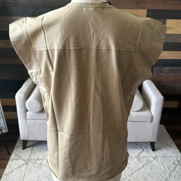 Tan Ruffle Sleeve Tee - Picture 3 of 4